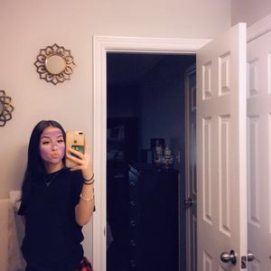 Meet your Posher, Erica